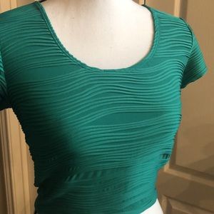 JUNIORS - Green WET SEAL Crop Top - SIze L